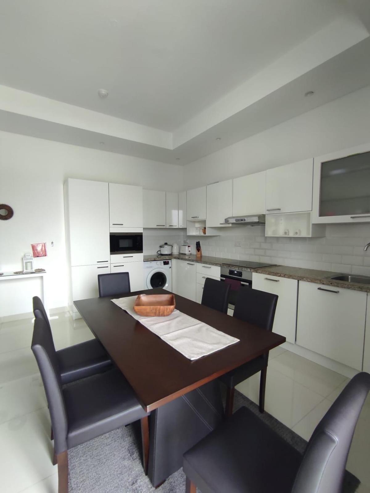 Segal Hawana 2 Bedroom Apartment
